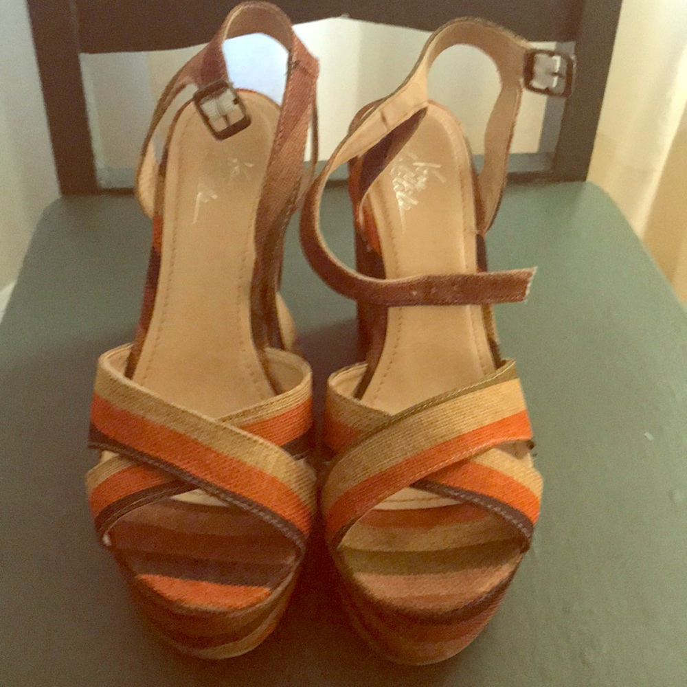 Wedge sandals